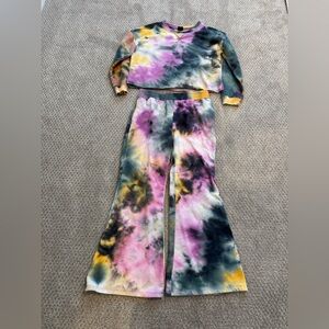 Girls Art Class Tye Die flare sweatsuit matching set